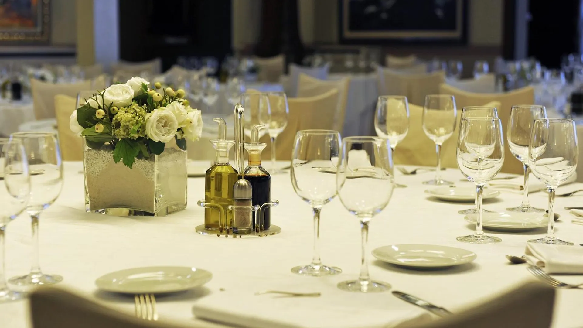 Hotel Pirineos Figueres By Pierre & Vacances  Figueres (Girona)