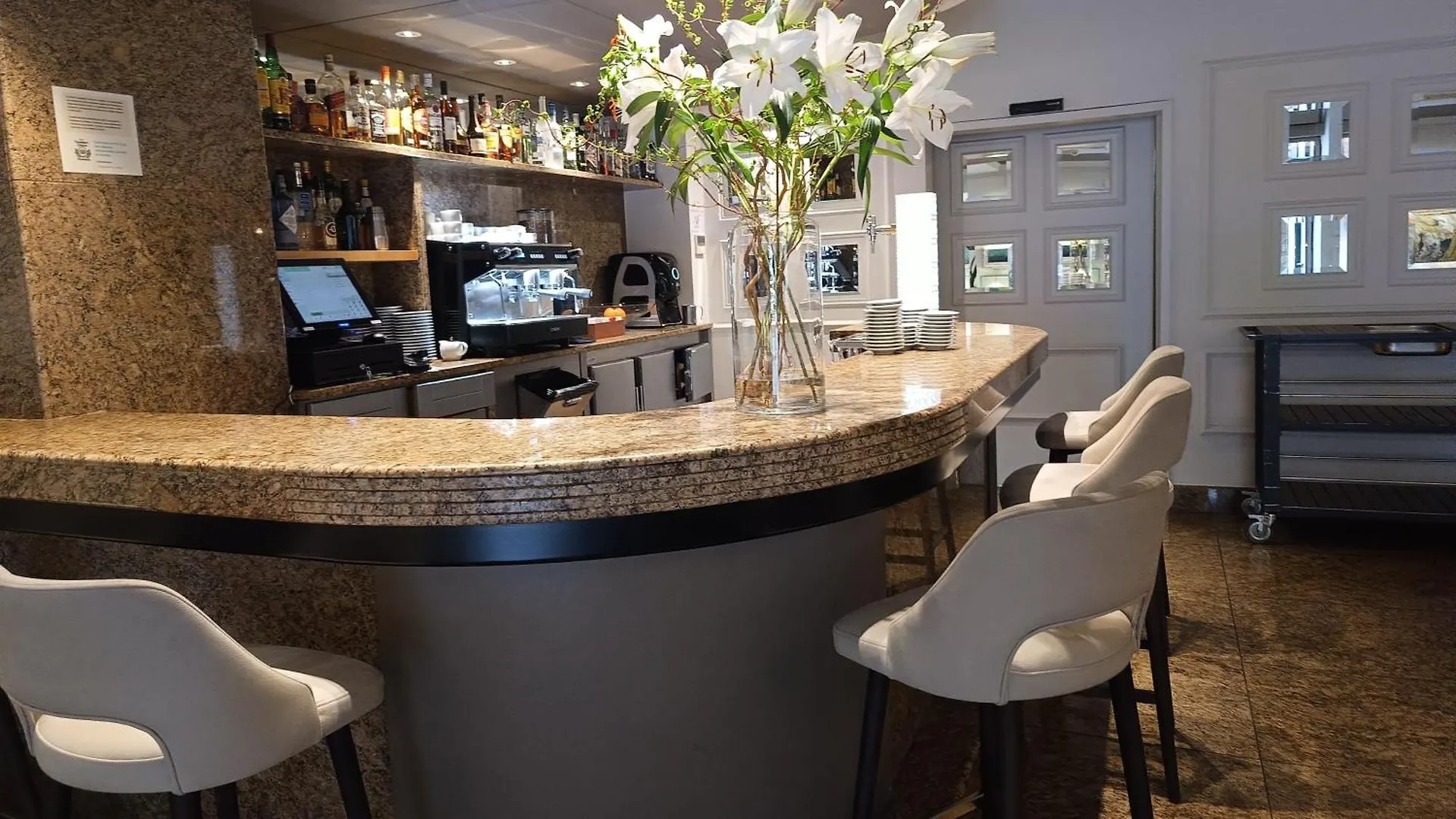 ****  Hotel Pirineos Figueres By Pierre & Vacances İspanya