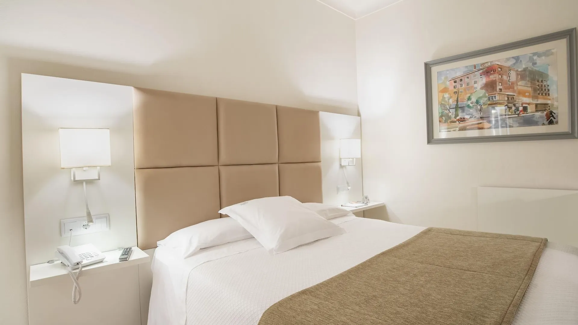****  Hotel Pirineos Figueres  Spanien