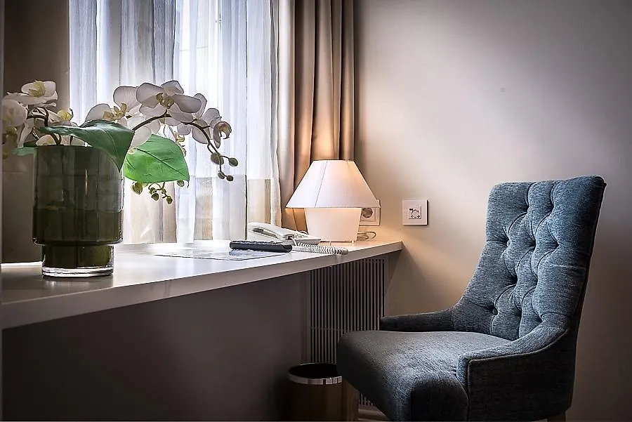 Hotel Pirineos Figueres  4*, Figueres (Girona)