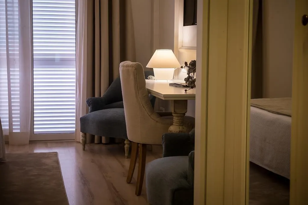 Hotel Pirineos Figueres By Pierre & Vacances Spain