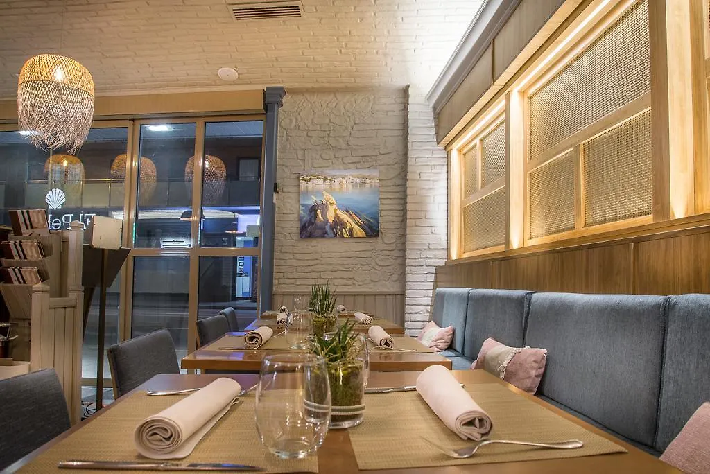 Hotel Pirineos Figueres