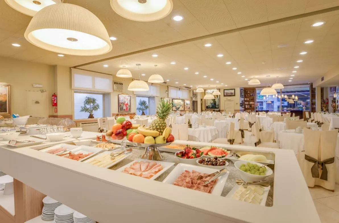 Hotel Pirineos Figueres By Pierre & Vacances